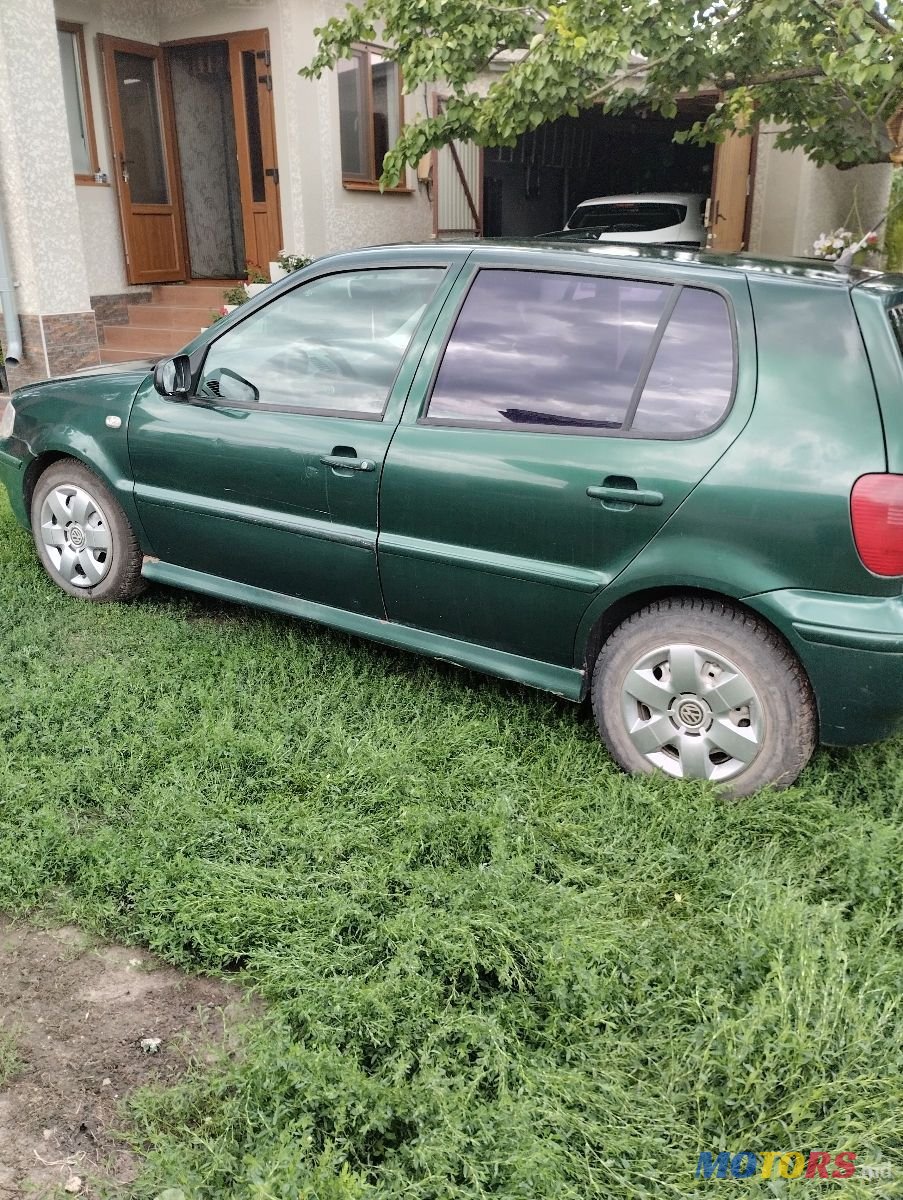 2001' Volkswagen Polo photo #4