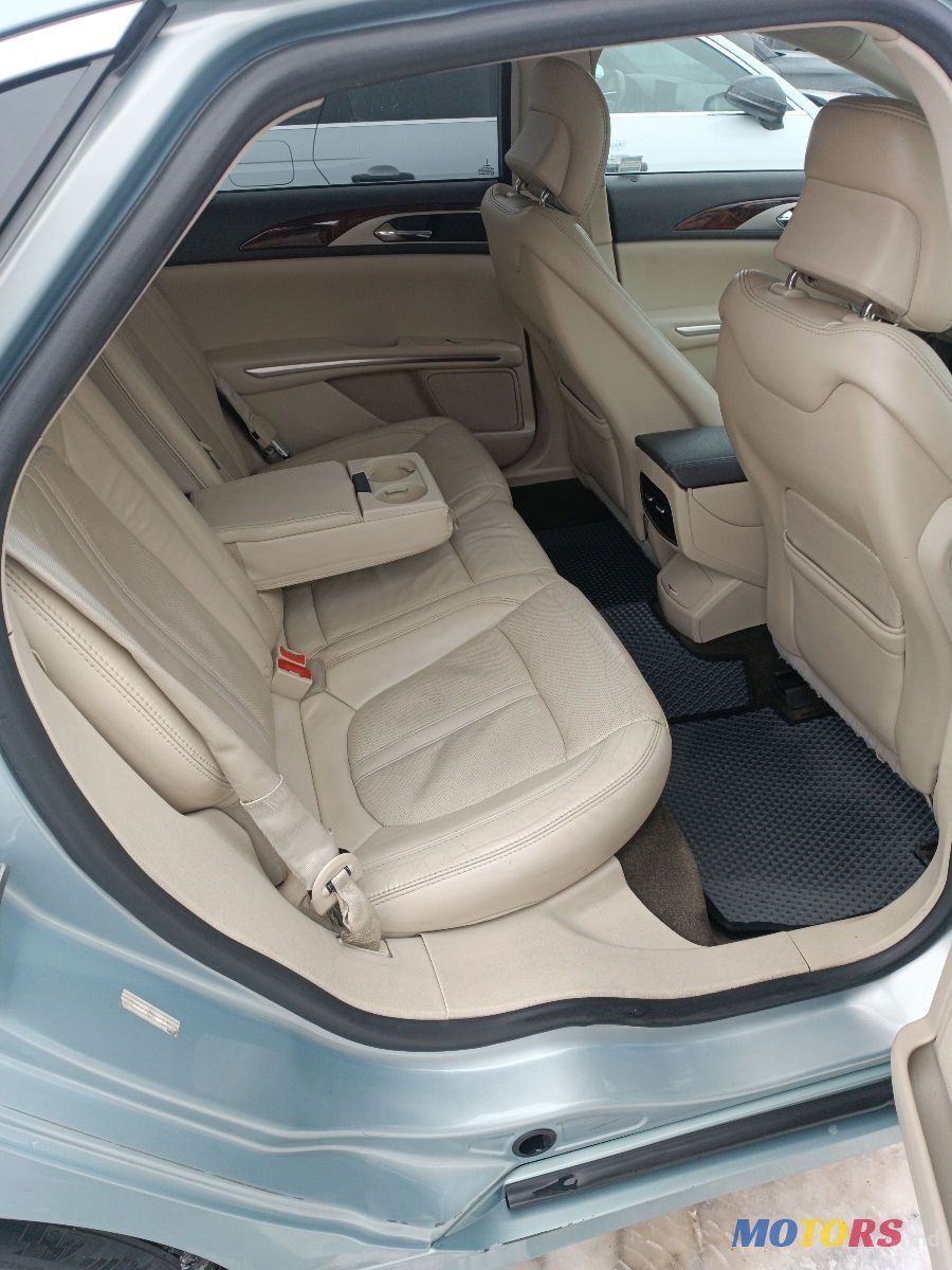 2014' Lincoln MKZ photo #6