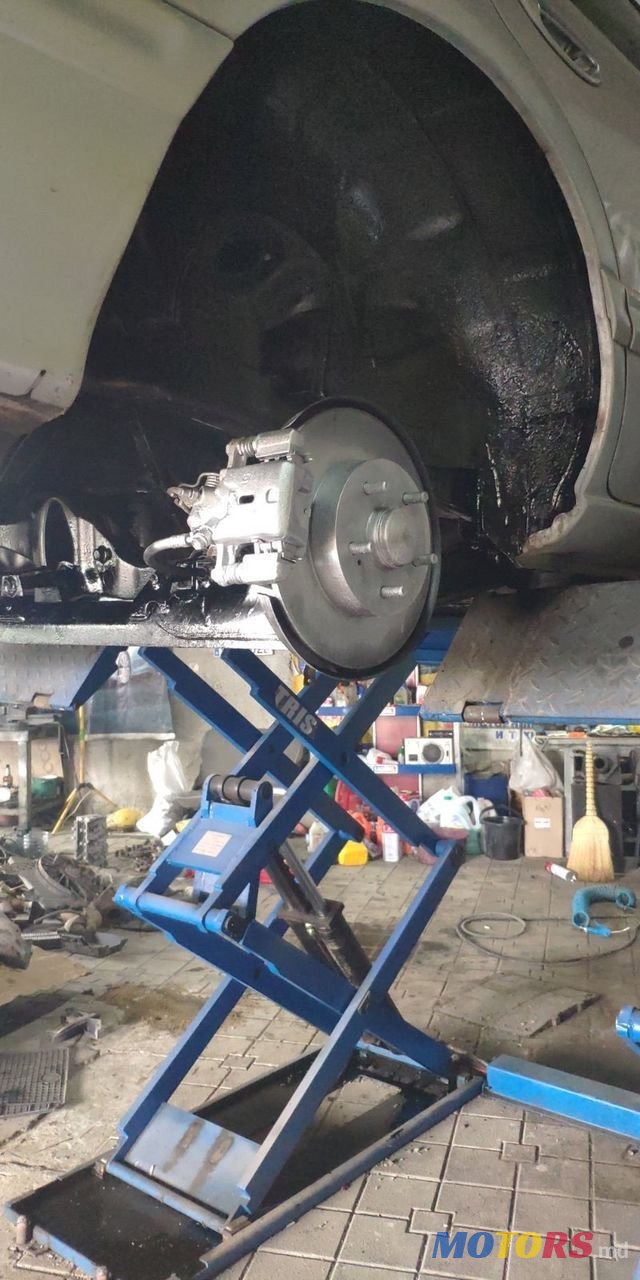 1998' Nissan Maxima photo #5