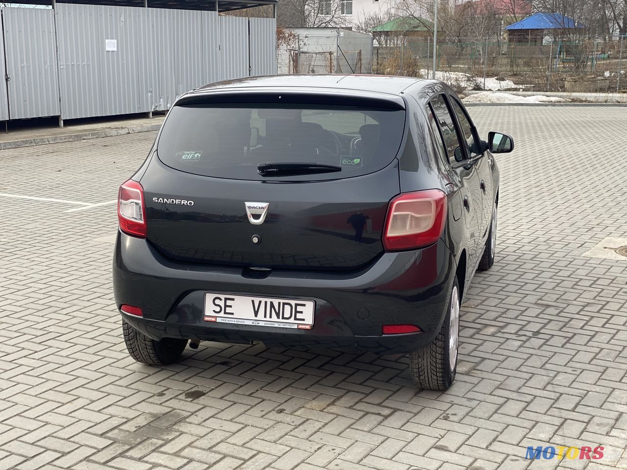 2012' Dacia Sandero photo #5