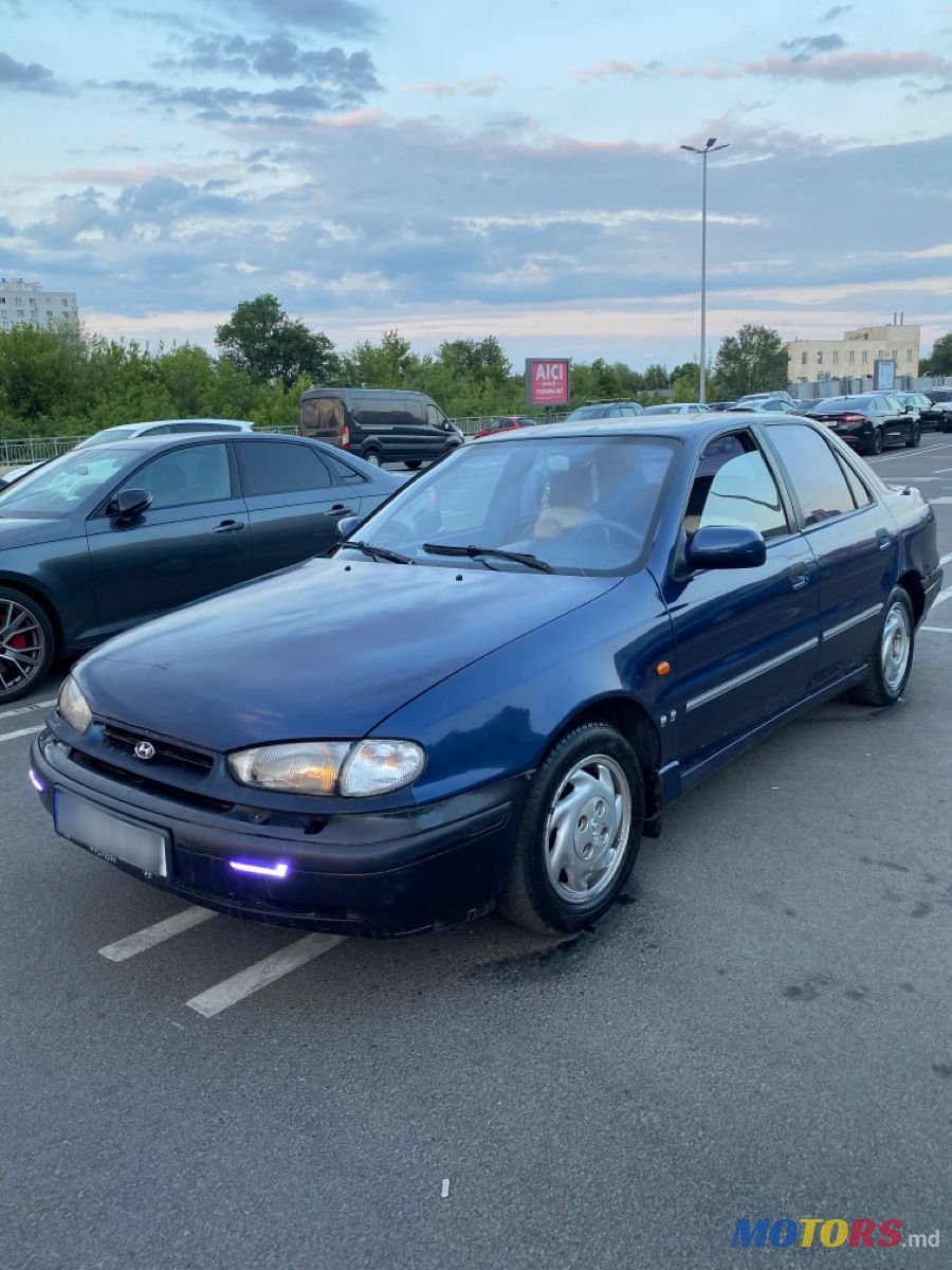 1997' Hyundai Lantra photo #1
