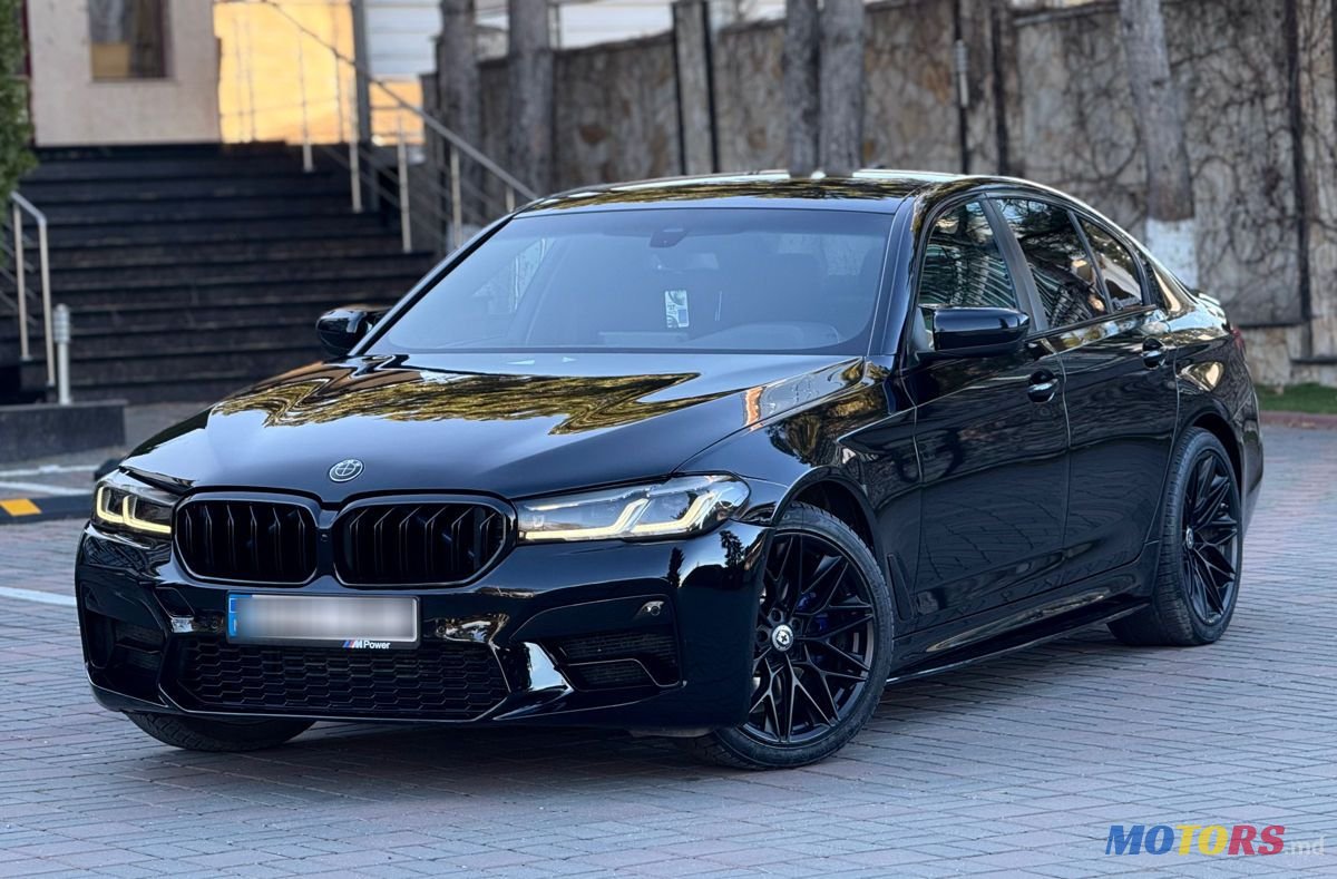 2021' BMW 5 Series photo #1
