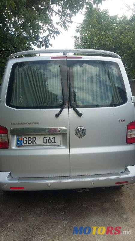 2004' Volkswagen T5 photo #2
