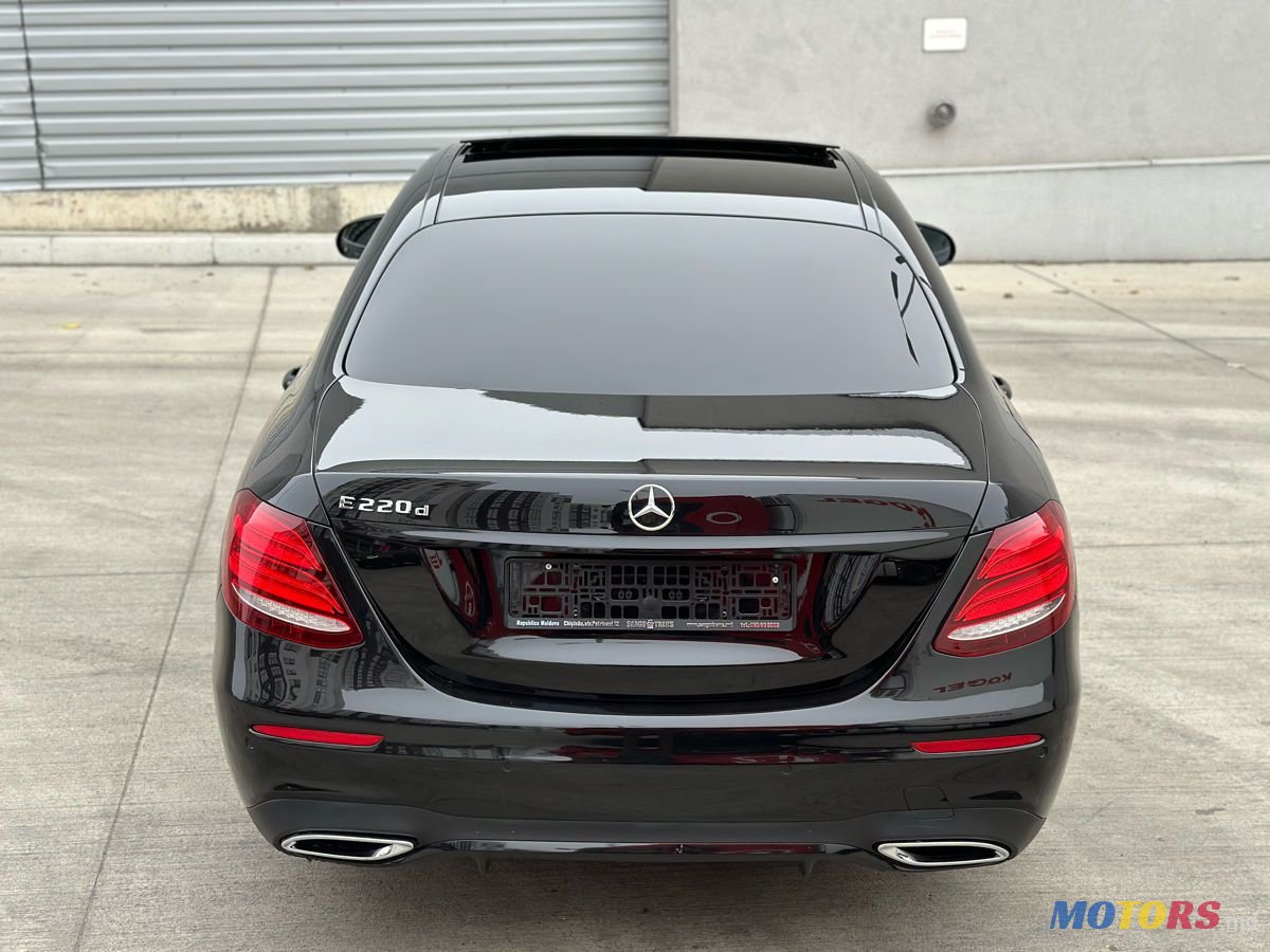 2017' Mercedes-Benz E Класс photo #6