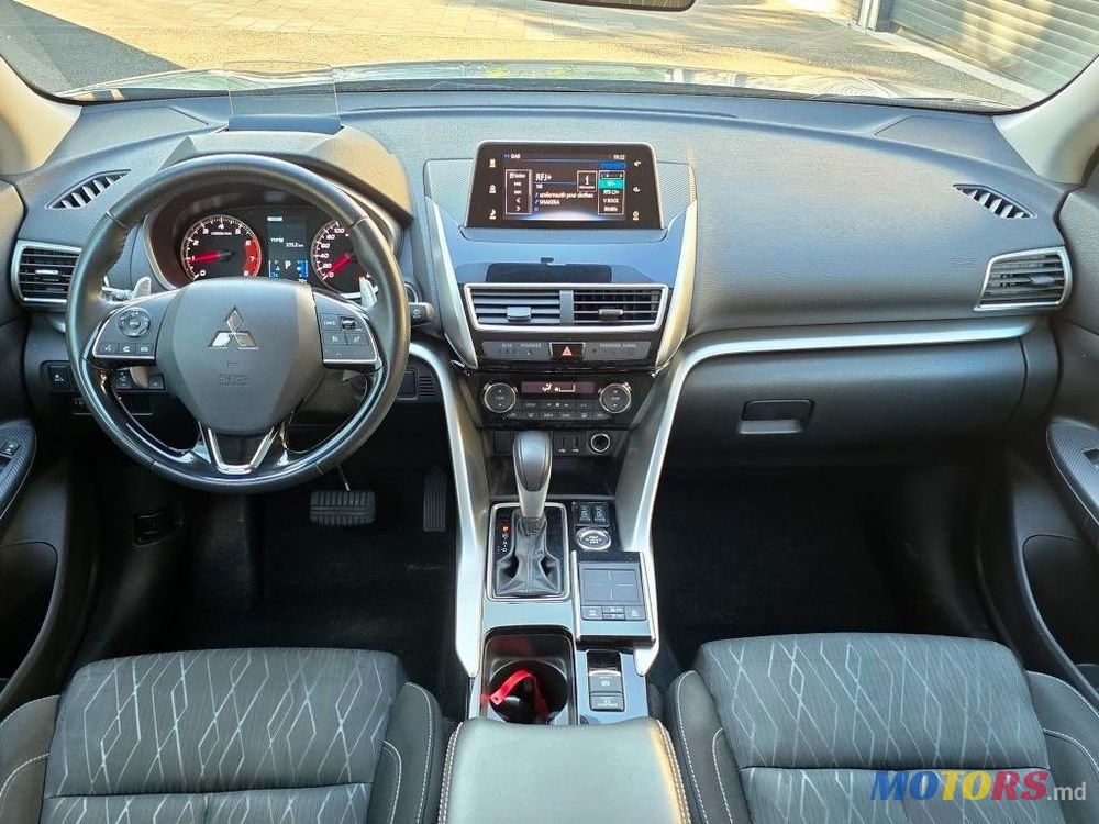 2019' Mitsubishi Eclipse Cross photo #5