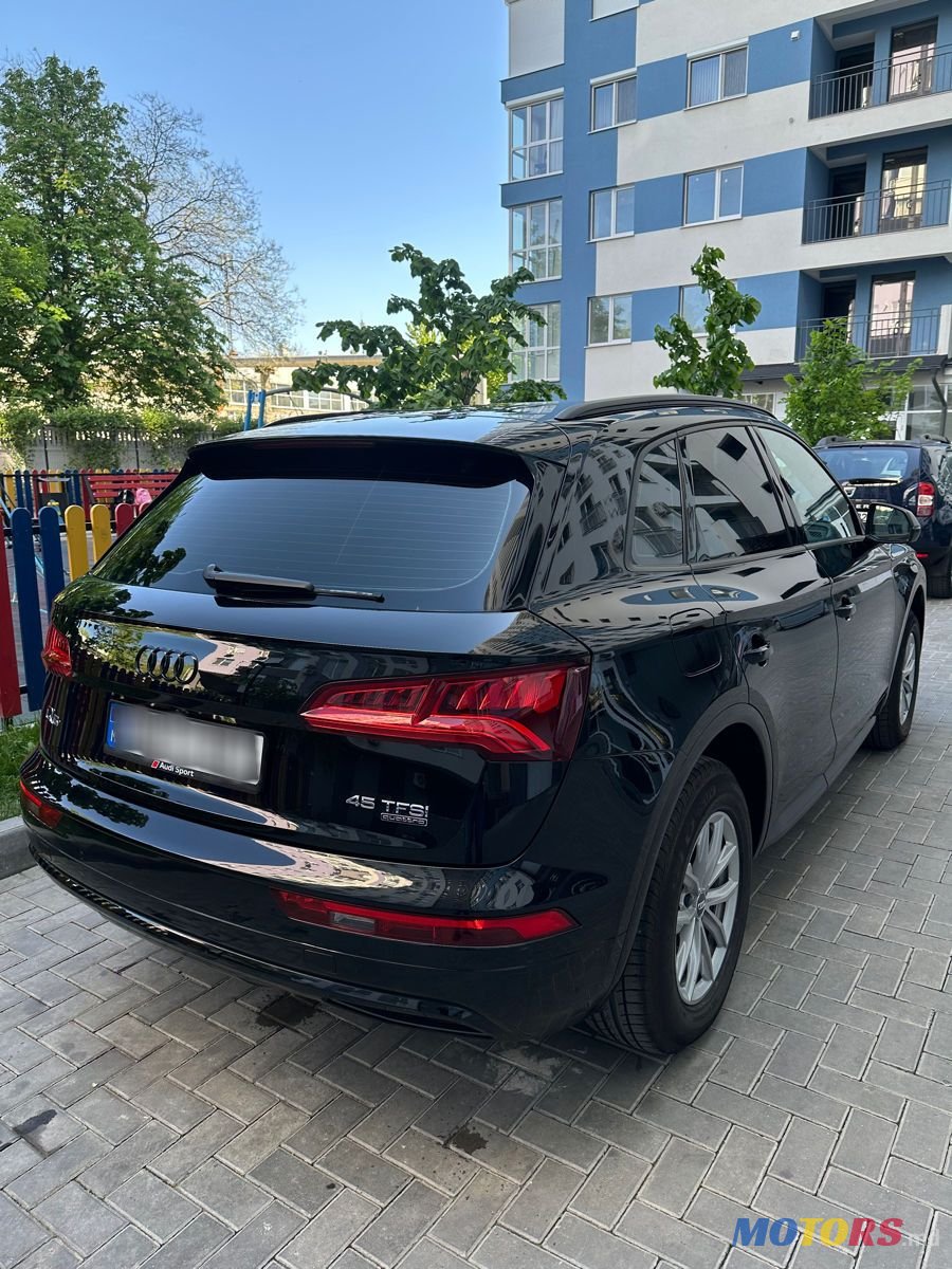 2019' Audi Q5 photo #3