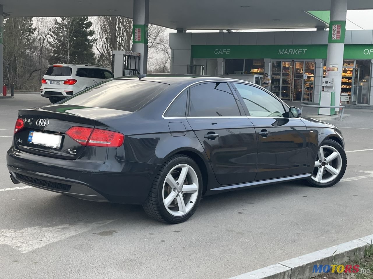 2012' Audi A4 photo #2