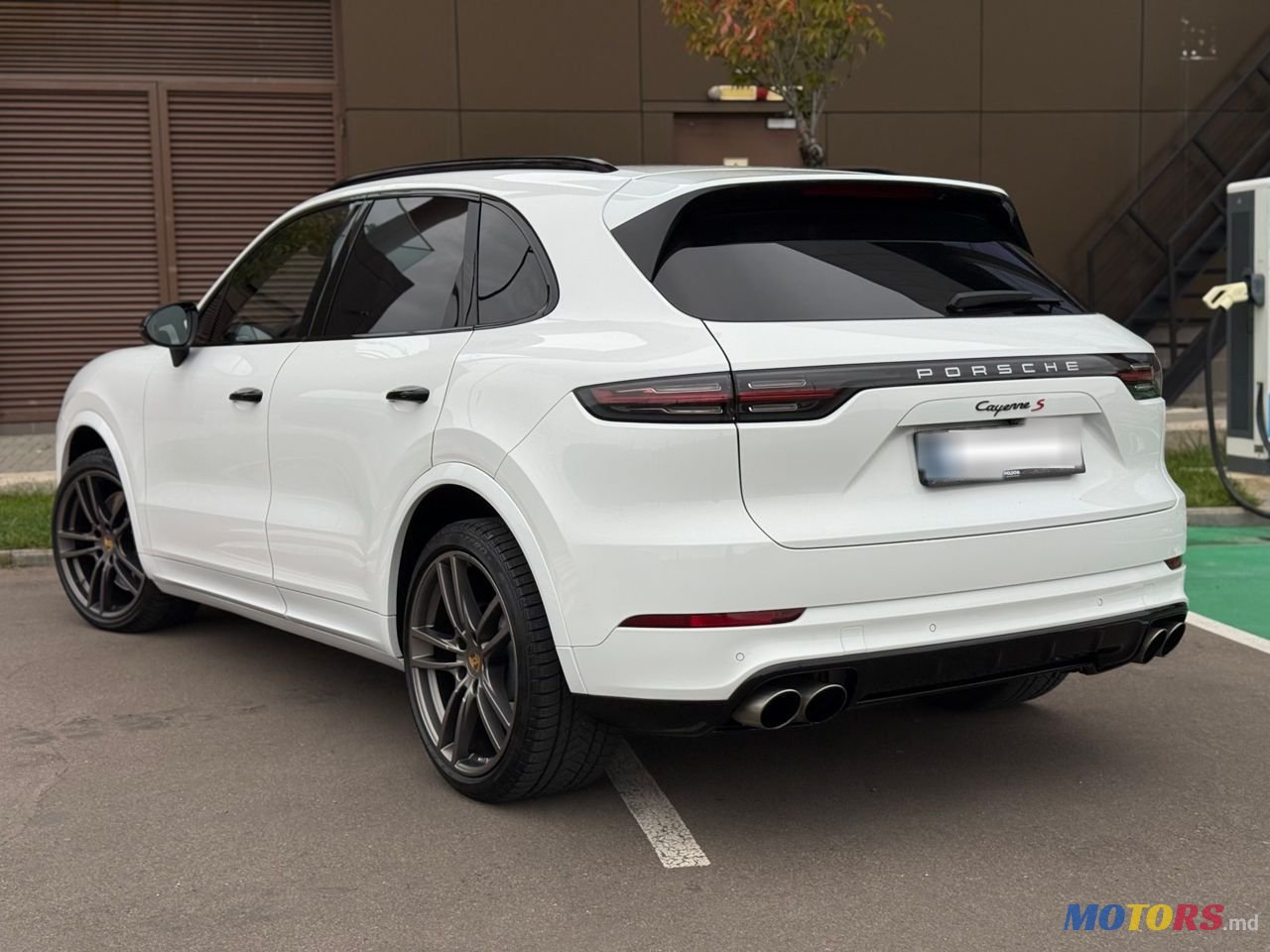 2018' Porsche Cayenne photo #1