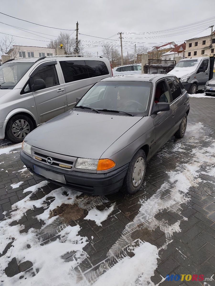 1993' Opel Astra photo #1