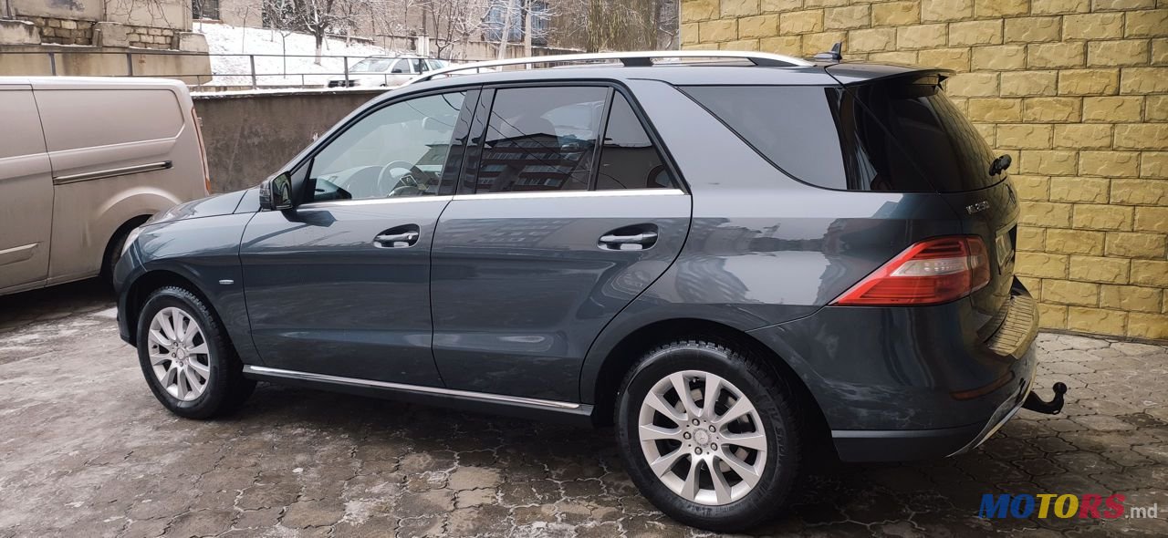 2012' Mercedes-Benz M Класс photo #3