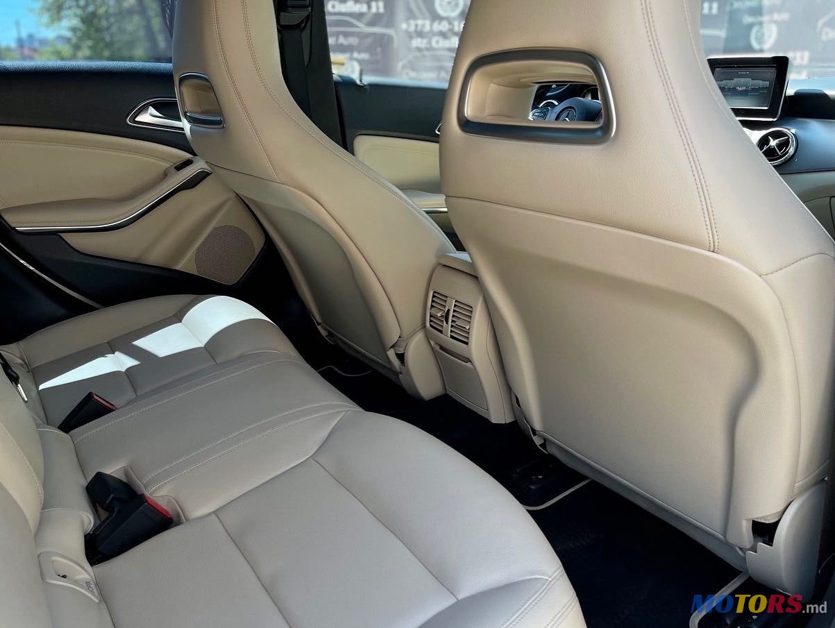 2015' Mercedes-Benz Cla photo #5