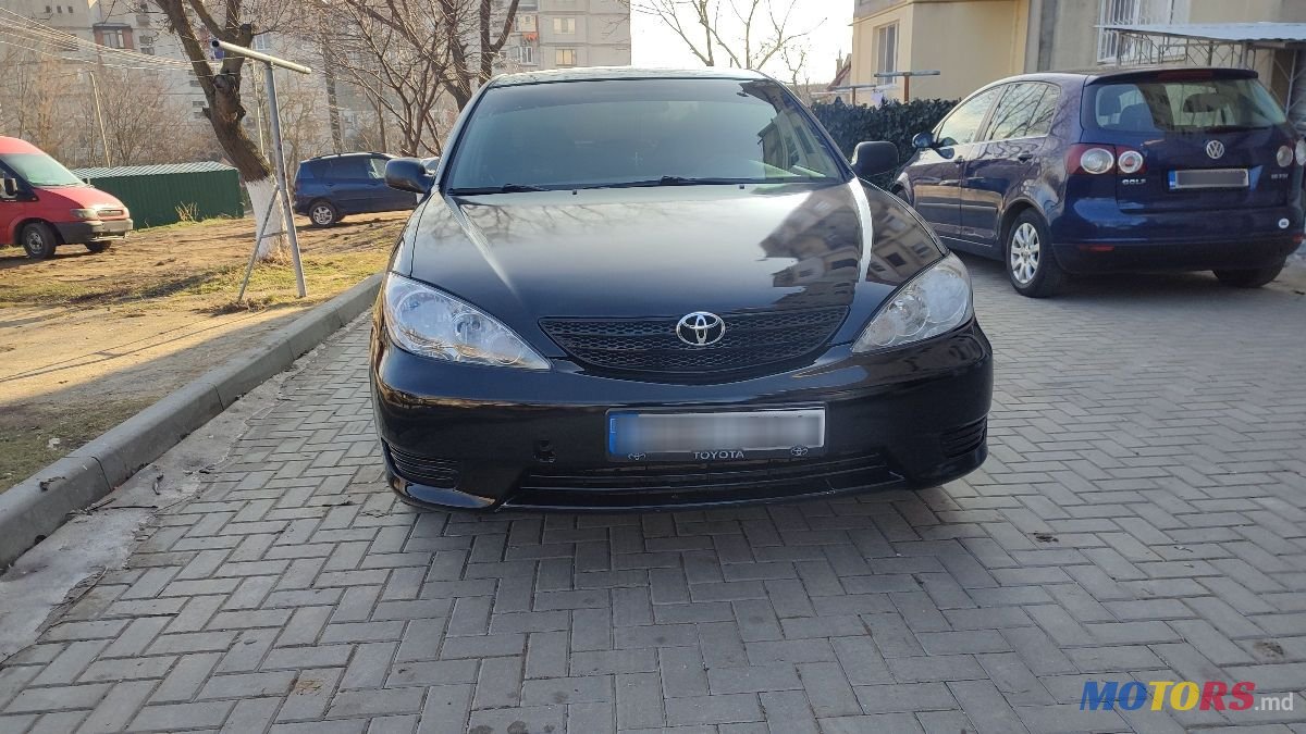 2005' Toyota Camry photo #2