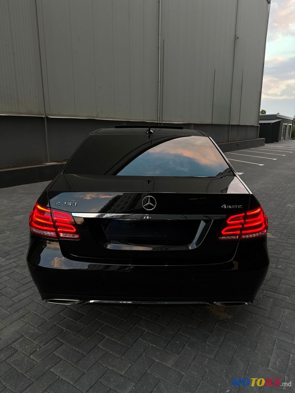 2014' Mercedes-Benz E-Class photo #3