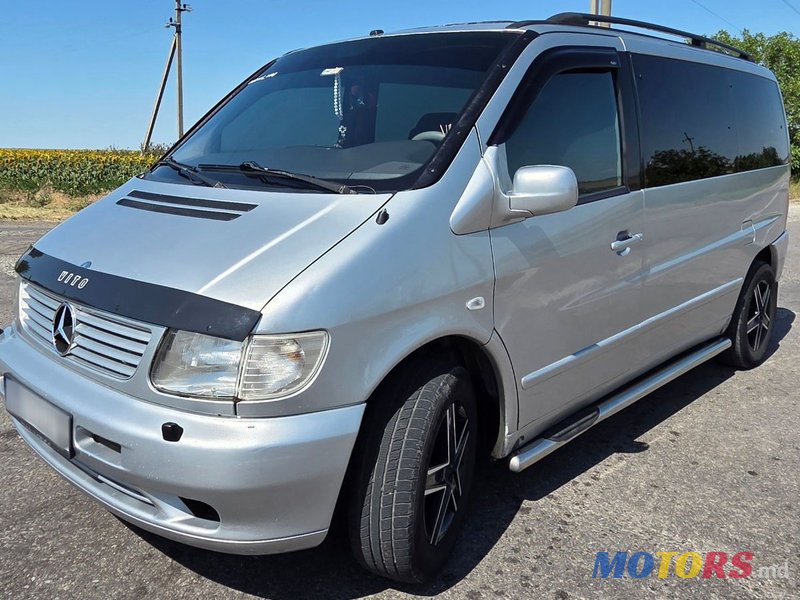 2000' Mercedes-Benz V-Class photo #1