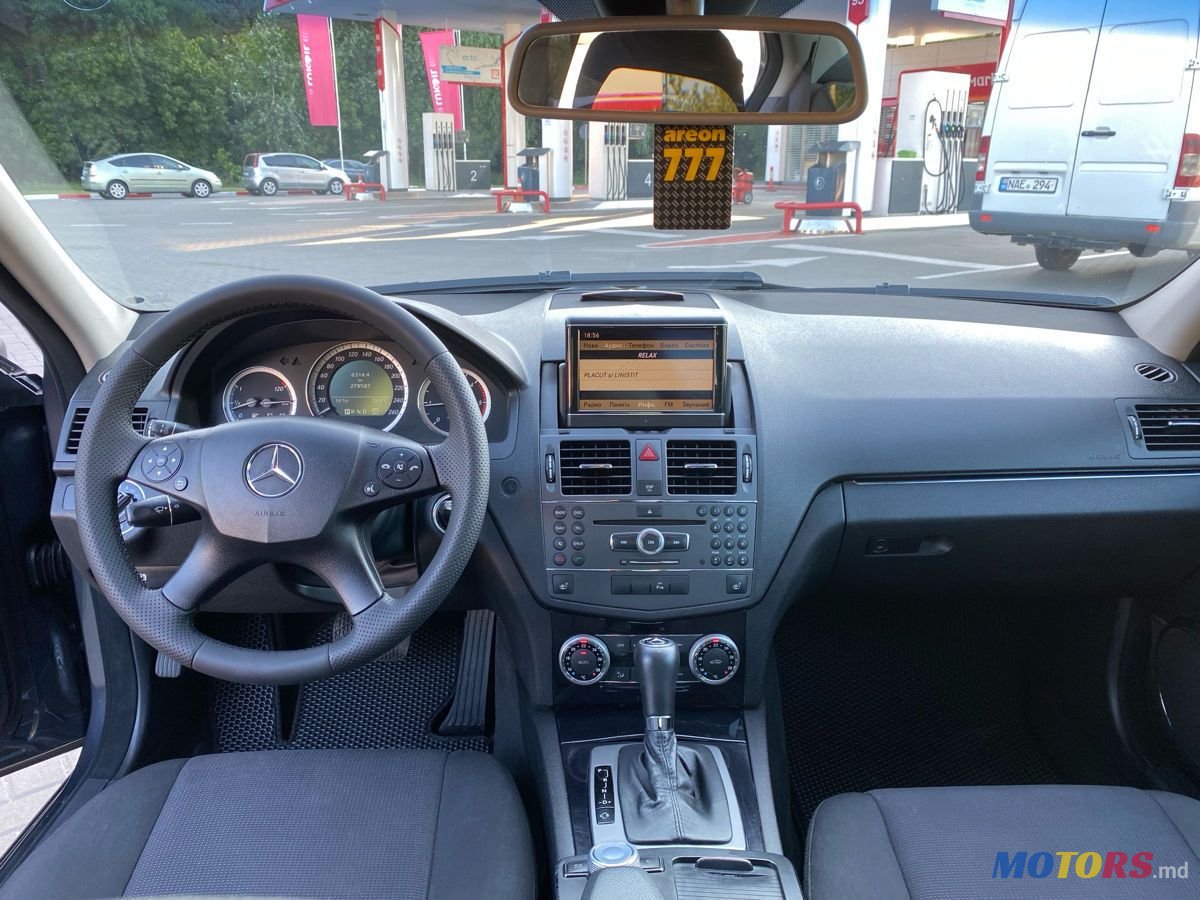 2009' Mercedes-Benz C-Class photo #4