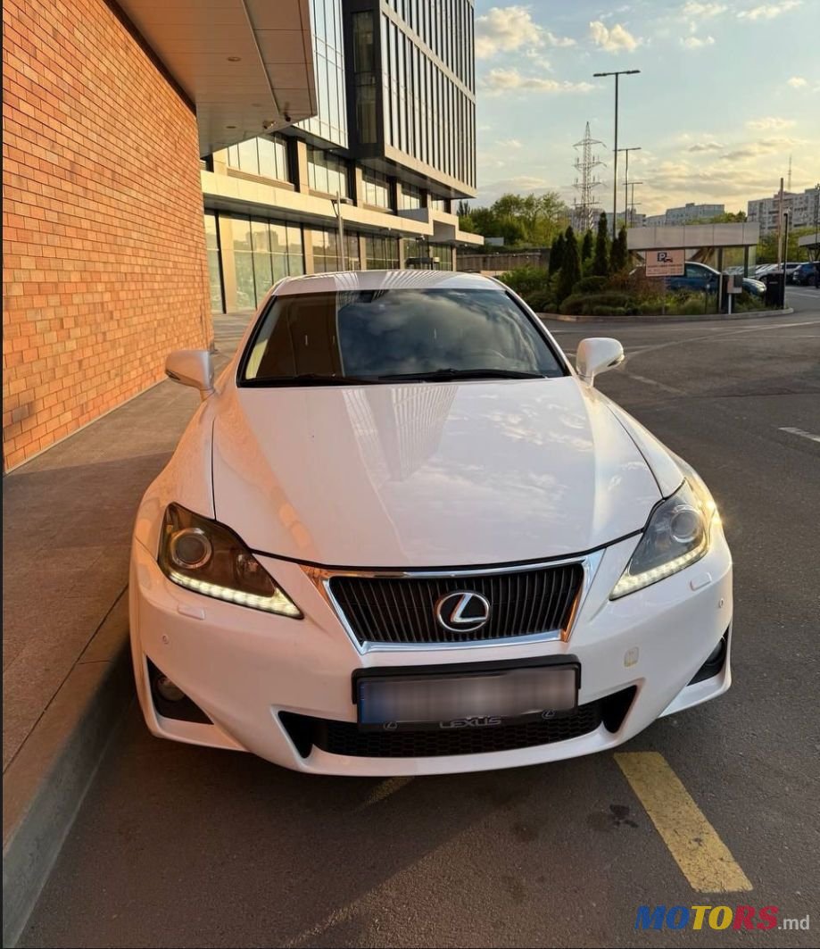 2011' Lexus Is Series photo #1