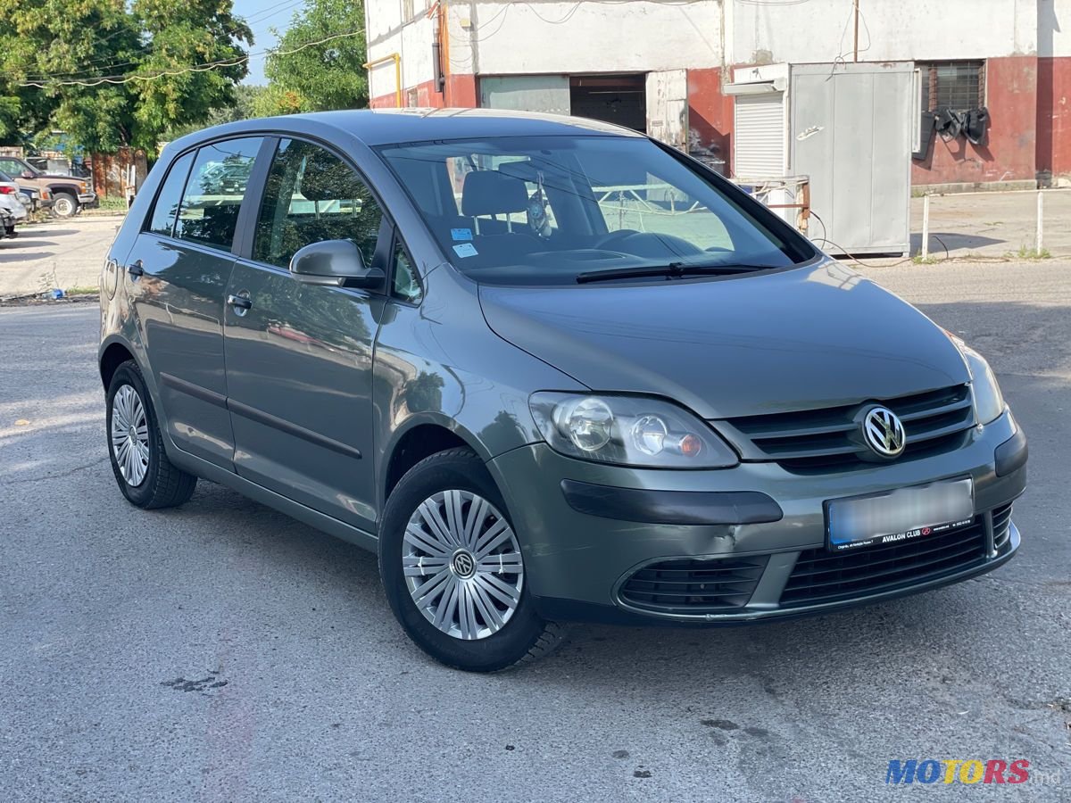 2005' Volkswagen Golf Plus photo #4