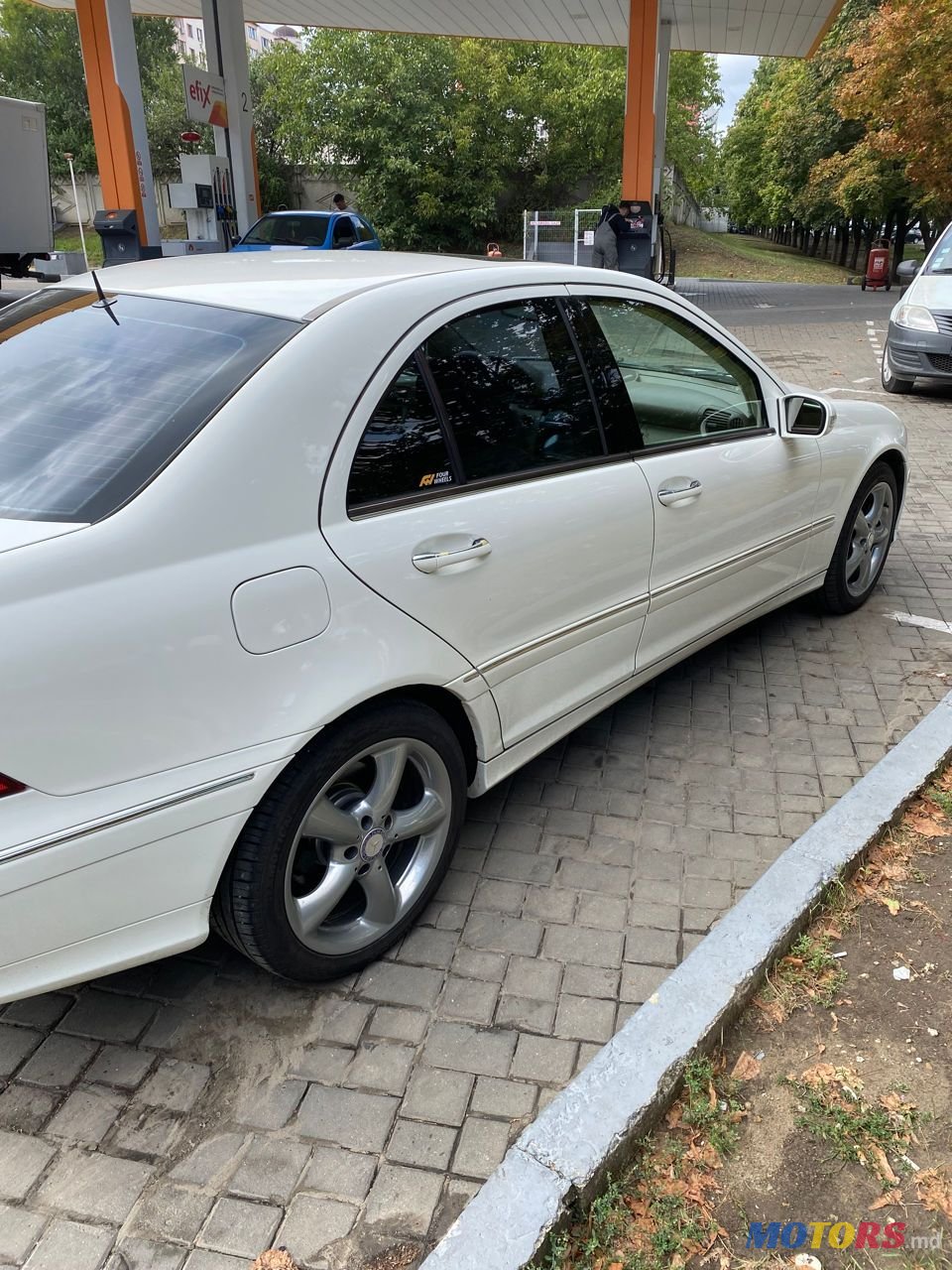 2006' Mercedes-Benz C-Class photo #3