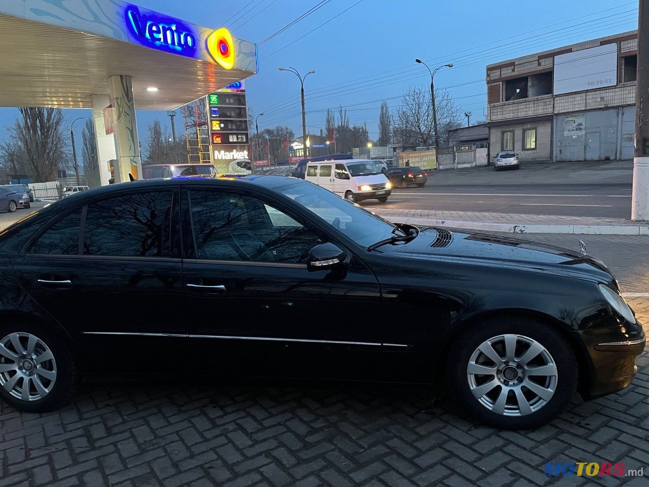 2008' Mercedes-Benz E-Class photo #5