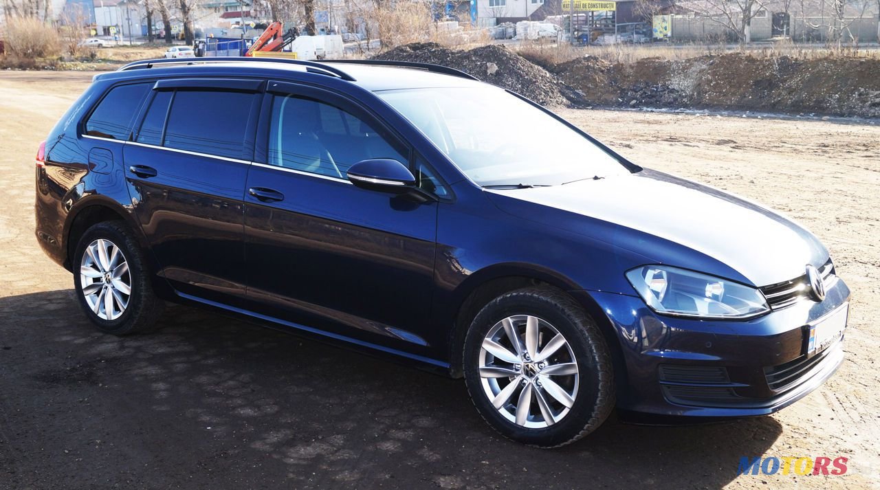 2014' Volkswagen Golf photo #1