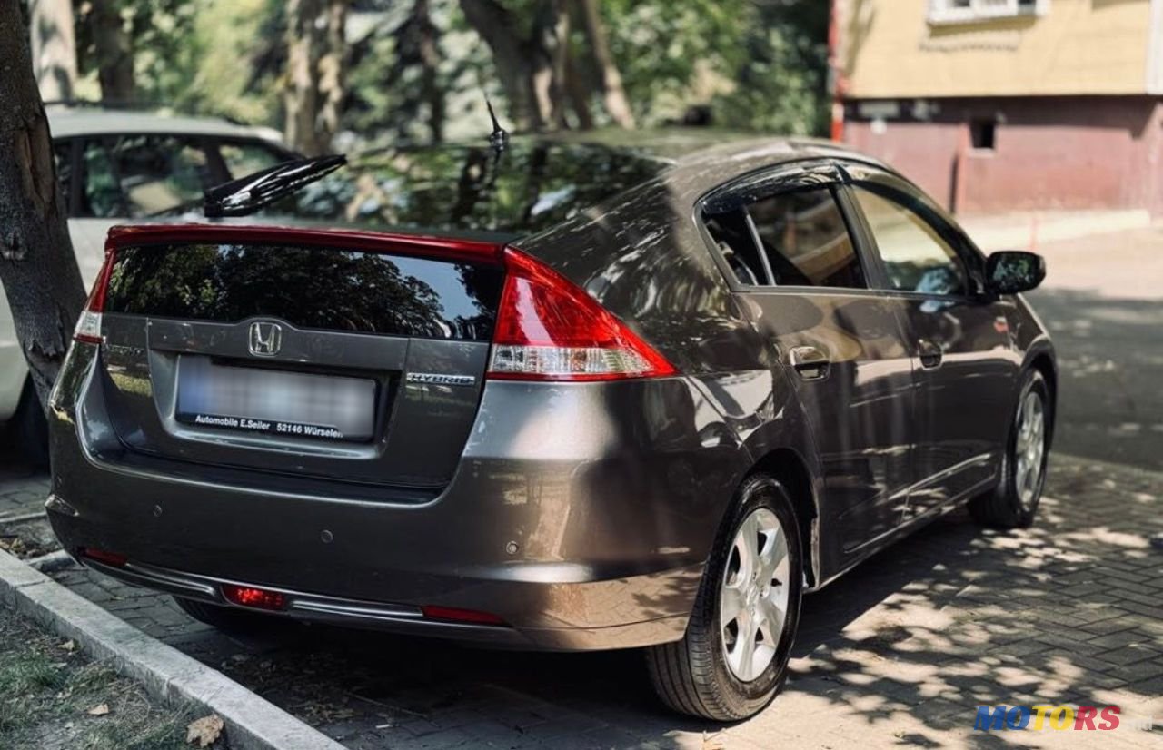 2010' Honda Insight photo #5