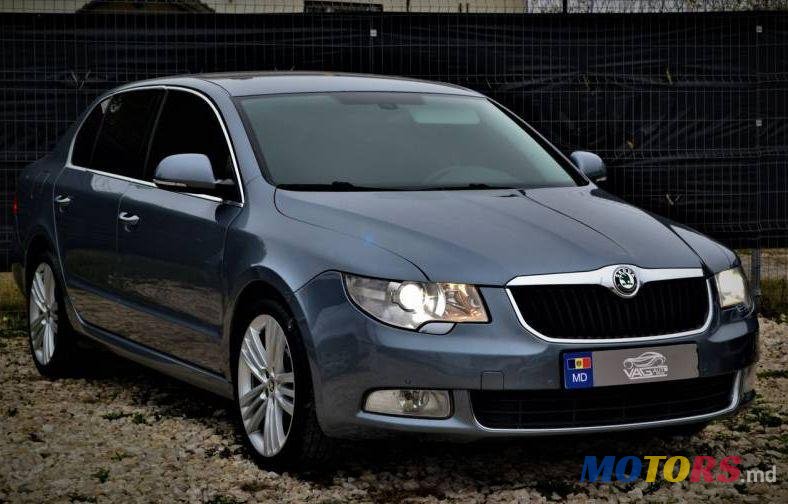 2011' Skoda Superb photo #2