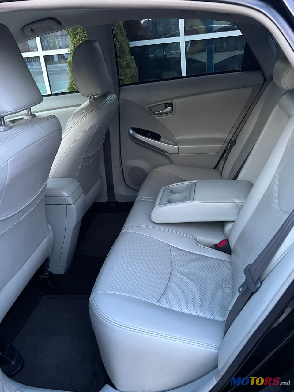 2014' Toyota Prius photo #6