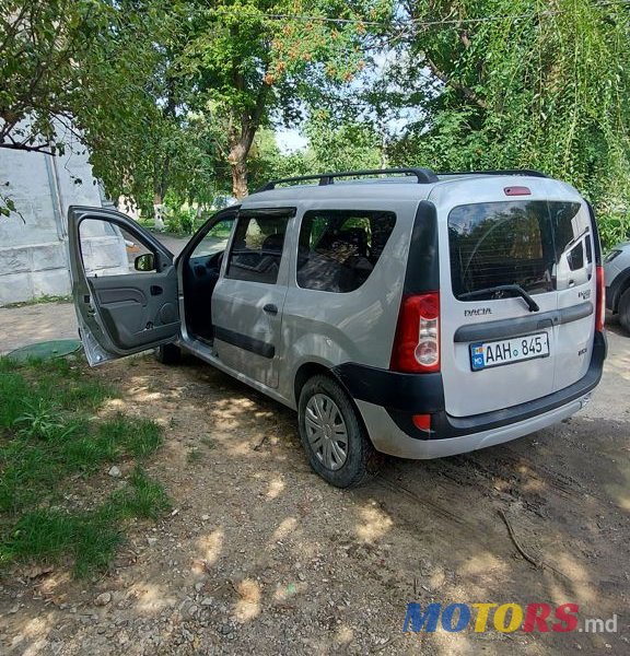 2007' Dacia Logan Mcv photo #5