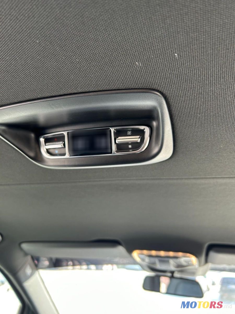 2016' Mercedes-Benz V-Class photo #6