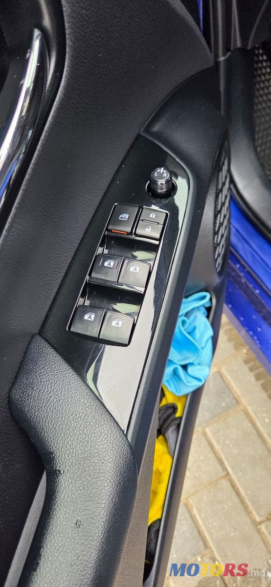 2017' Toyota Prius photo #5