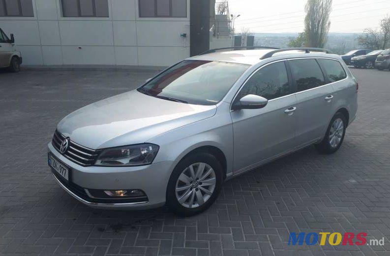 2012' Volkswagen Passat photo #1