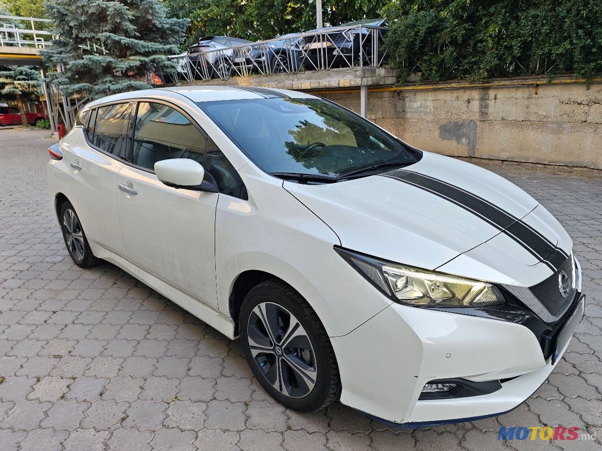 2020' Nissan Leaf photo #3