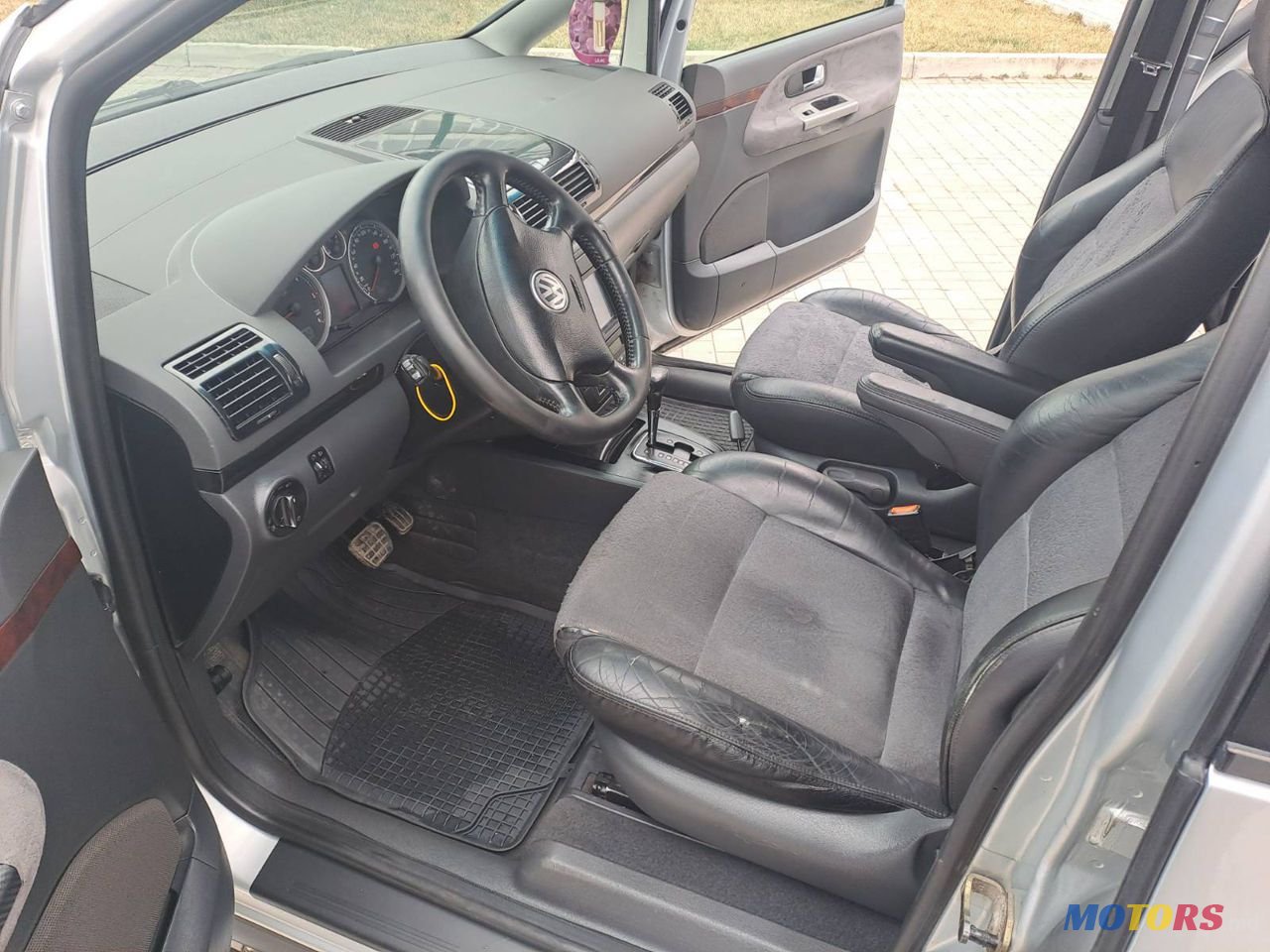 2007' Volkswagen Sharan photo #6