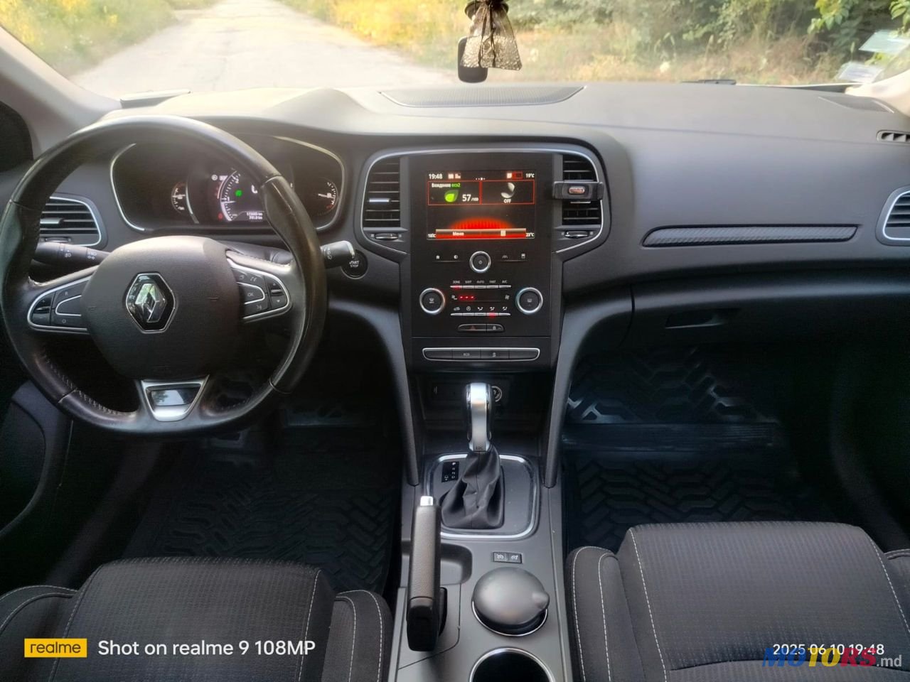 2018' Renault Megane photo #4