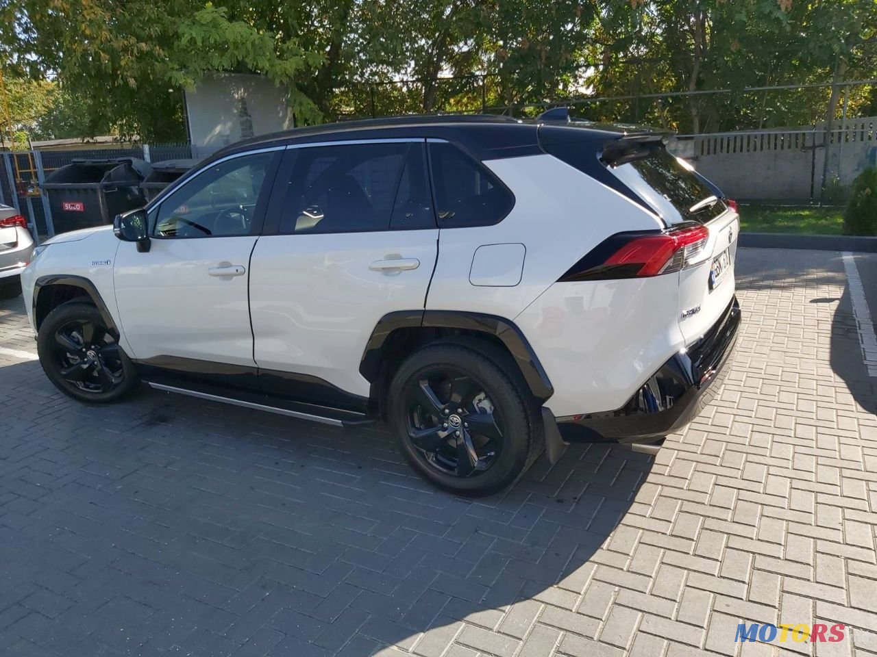 2020' Toyota RAV4 photo #4