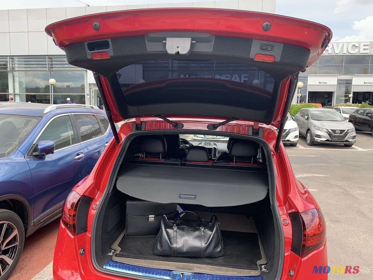 2014' Porsche Cayenne photo #4