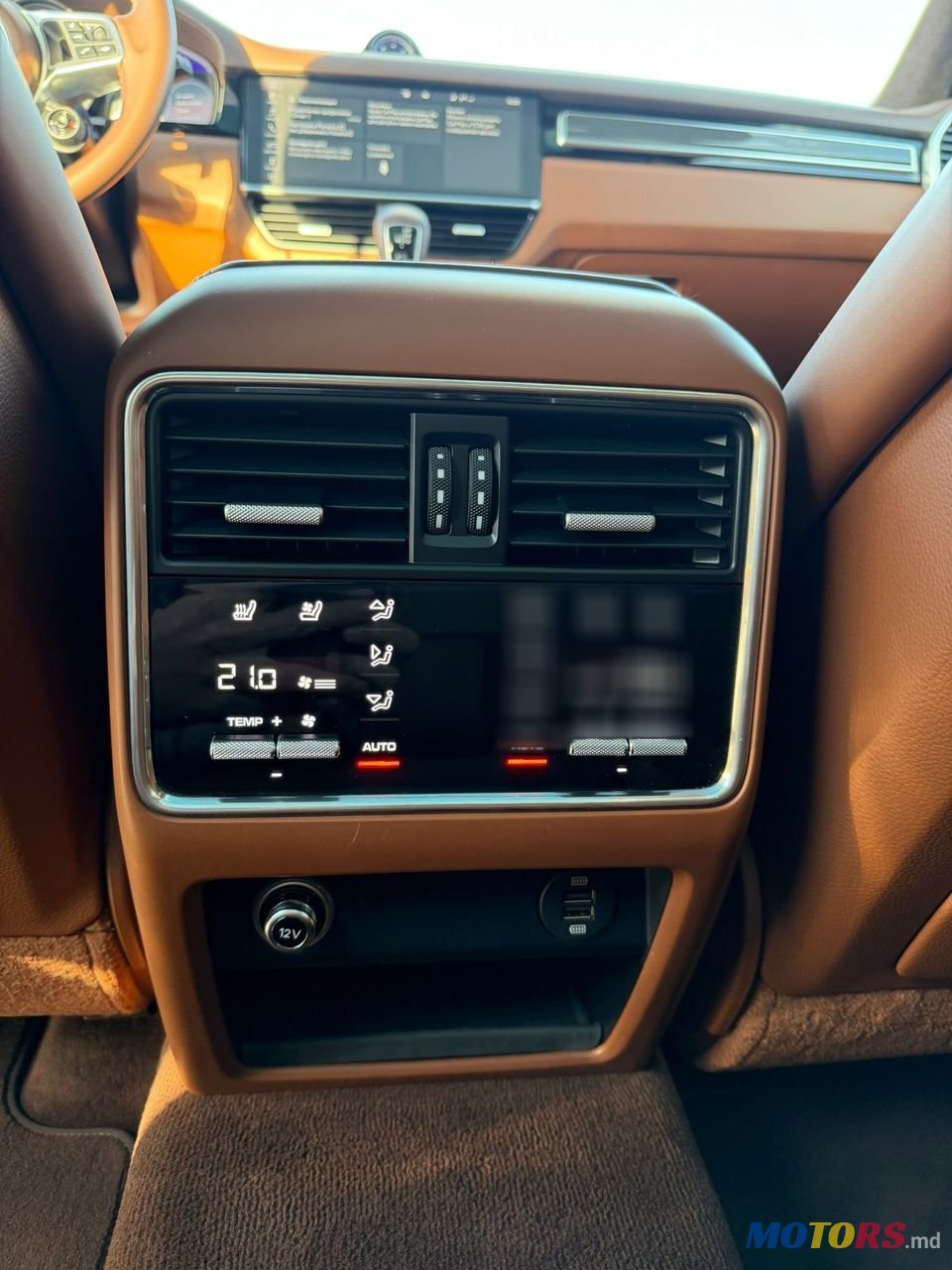 2019' Porsche Cayenne photo #6