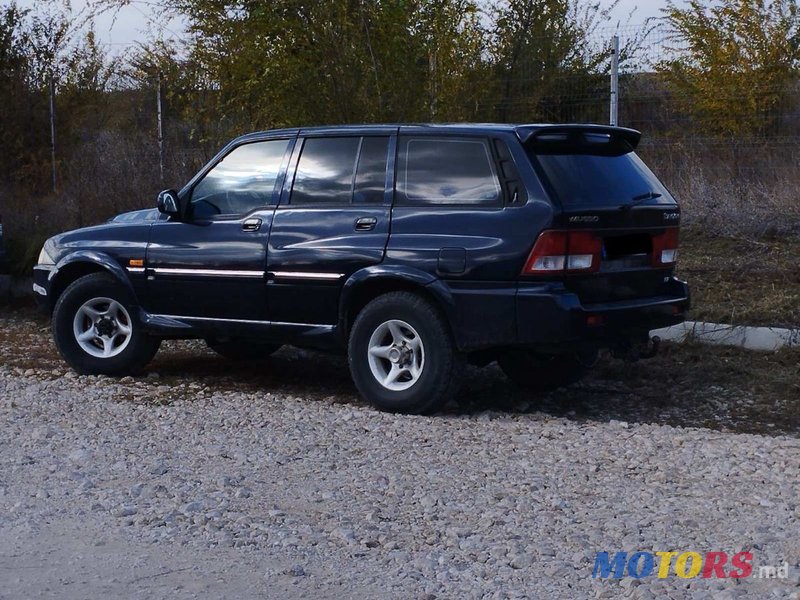 1998' SsangYong Musso photo #5