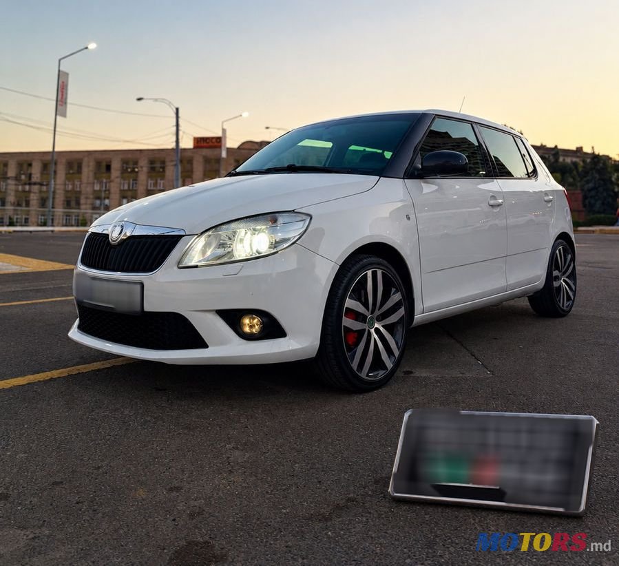 2010' Skoda Fabia photo #1