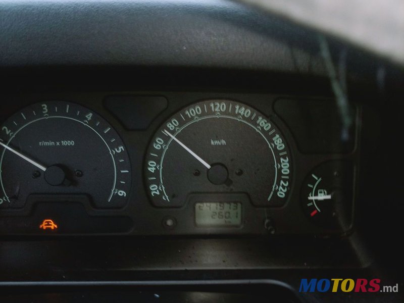 2003' Land Rover Discovery photo #4