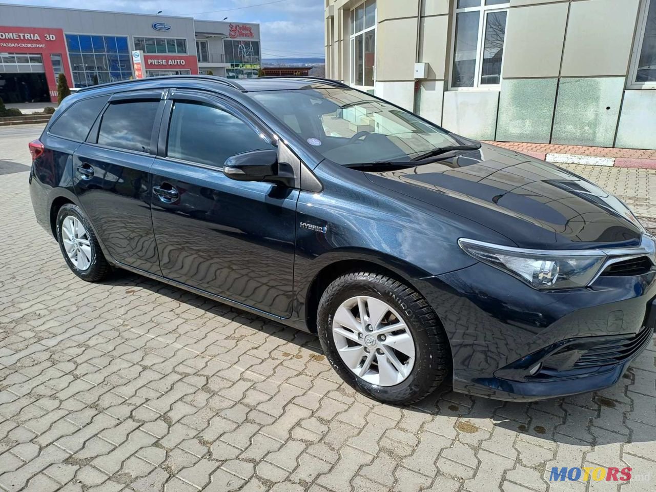 2015' Toyota Auris photo #4