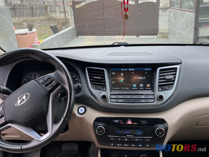 2015' Hyundai Tucson photo #4