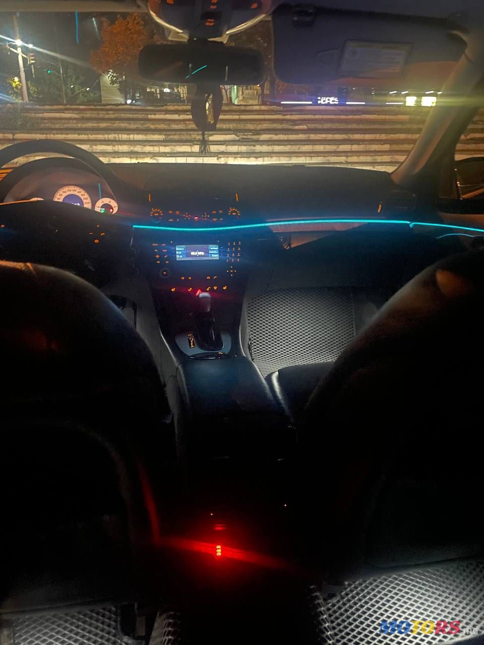 2005' Mercedes-Benz E Класс photo #3