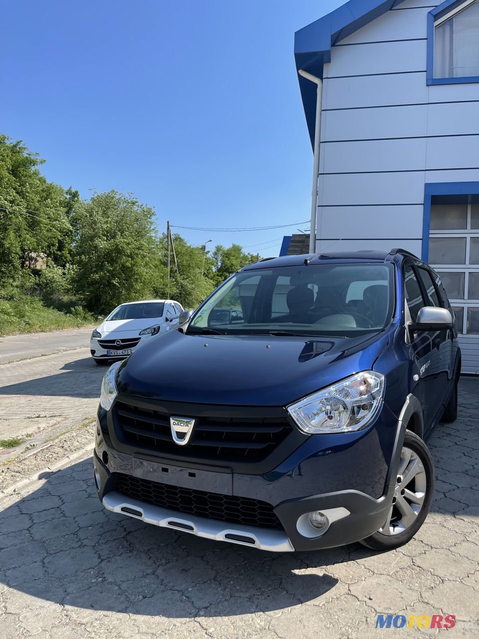 2016' Dacia Lodgy photo #2