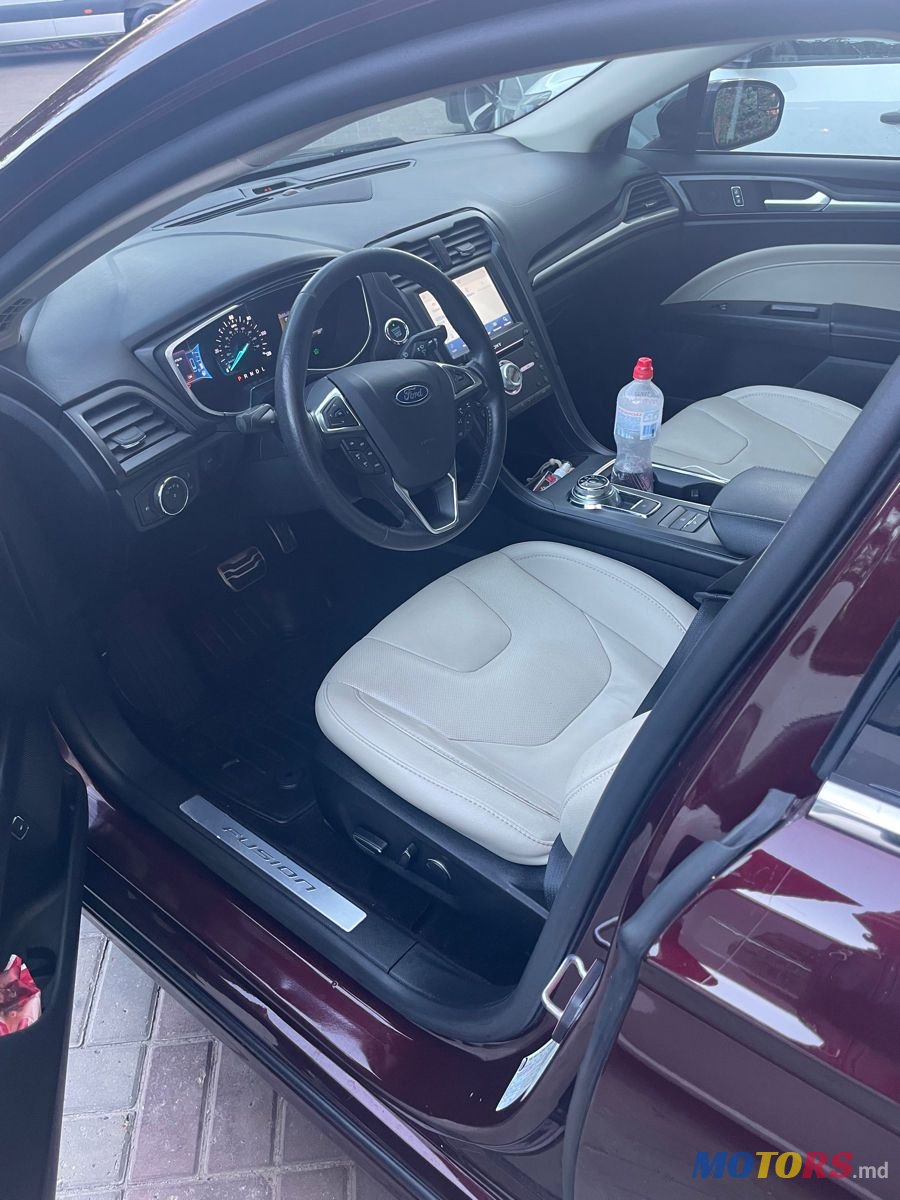 2017' Ford Fusion photo #6