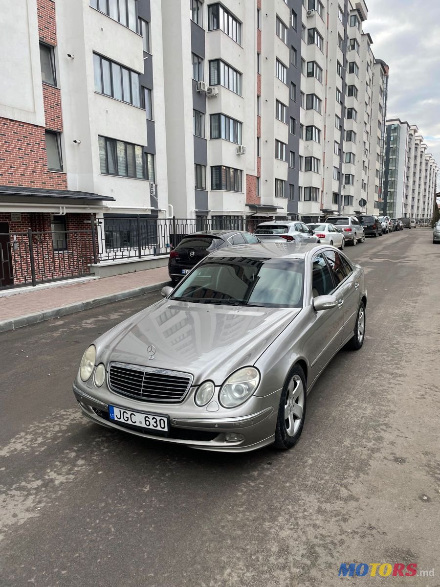 2005' Mercedes-Benz E Класс photo #4