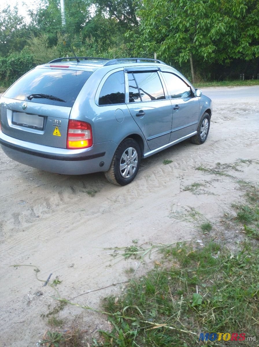 2006' Skoda Fabia photo #2
