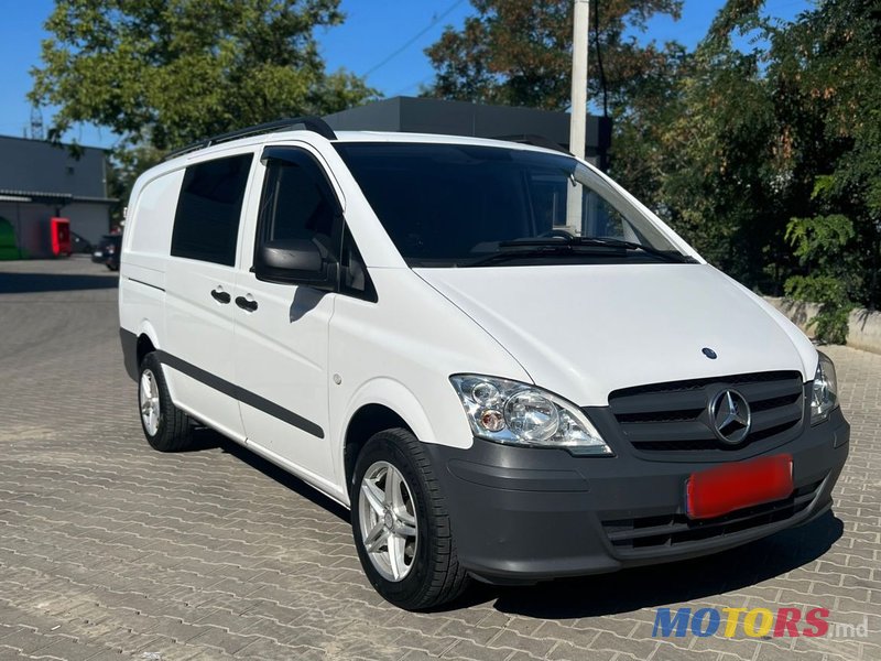 2014' Mercedes-Benz Vito photo #3