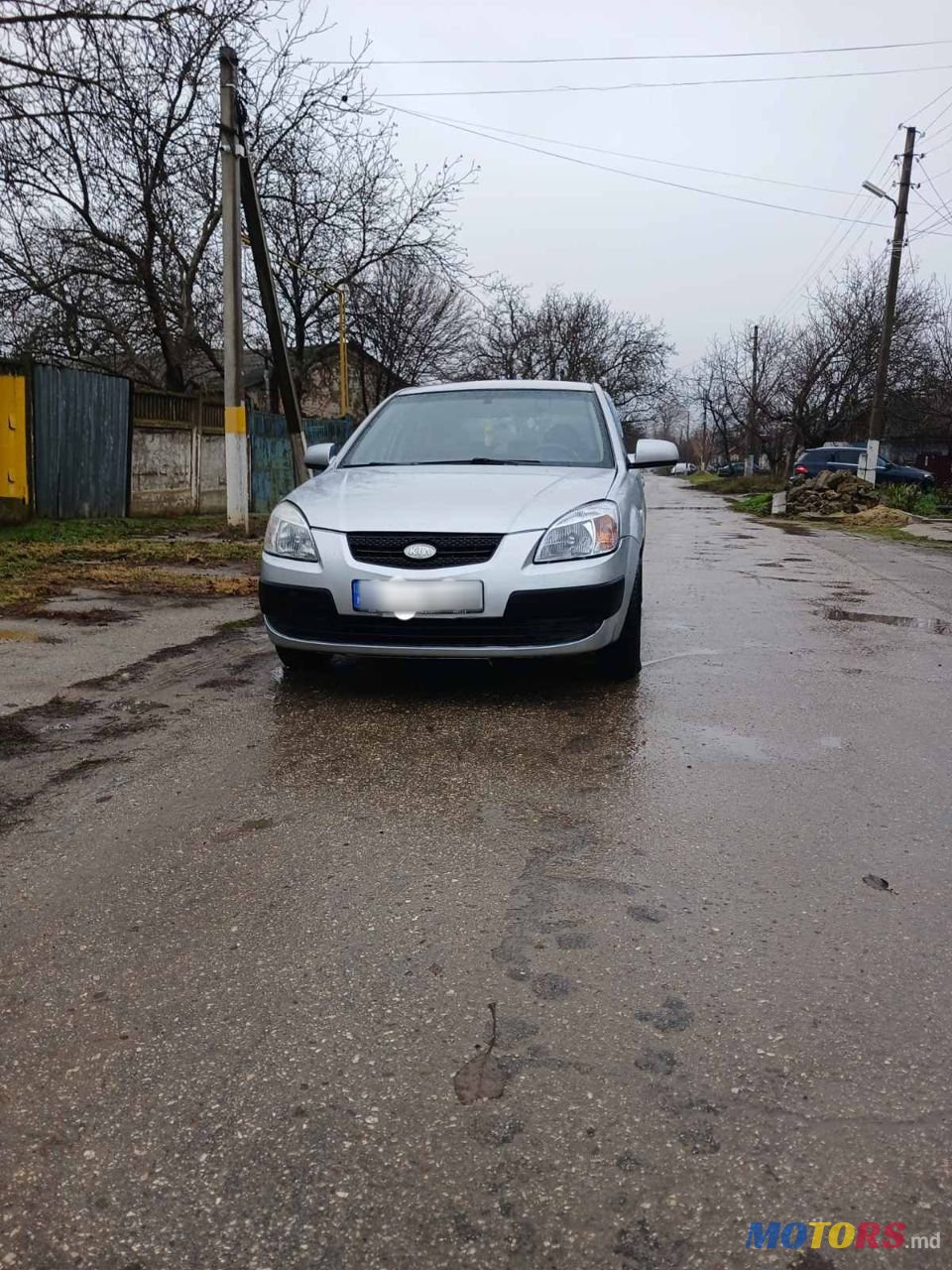 2005' Kia Rio photo #1