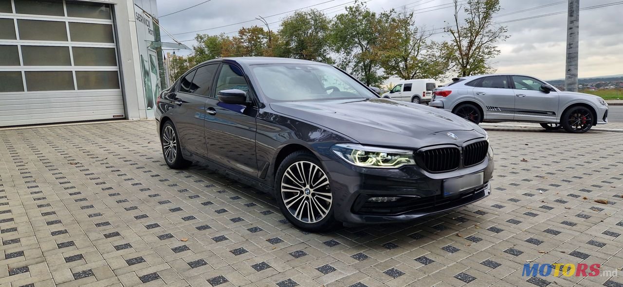 2017' BMW 5 Series photo #1